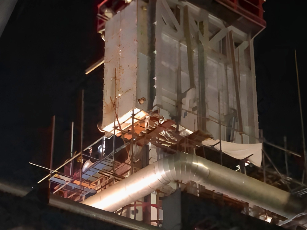 Heater Module Vertical Positioning Night Operations — image 1 of 1