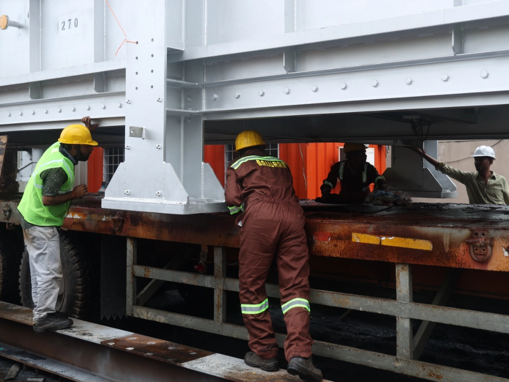 Heavy Transport & Logistics — image 1 of 4
